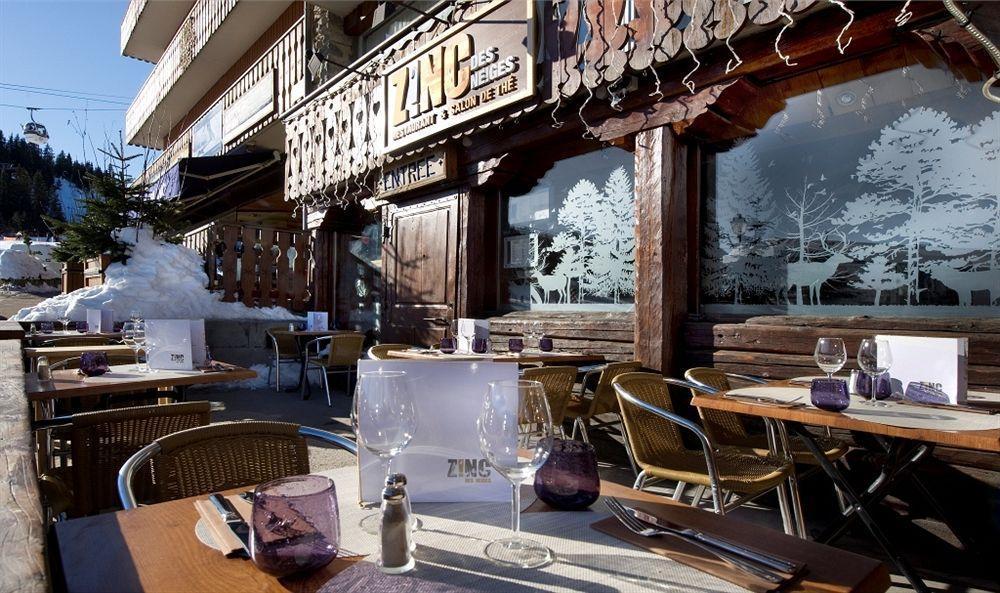 Hotel De La Croisette Κουρσεβέλ Εξωτερικό φωτογραφία